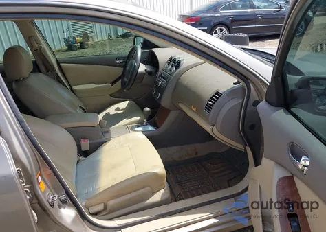 2008 Nissan Altima 3.5 Se z USA, uszkodzony, nr VIN 1N4BL21E88N488348